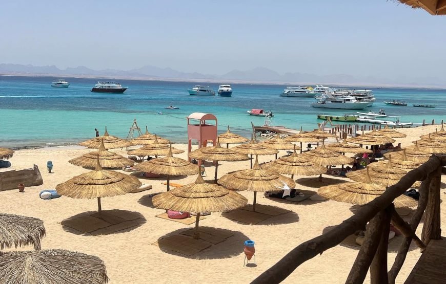 Paradise Island Snorkeling & Beach Day Trip from Hurghada