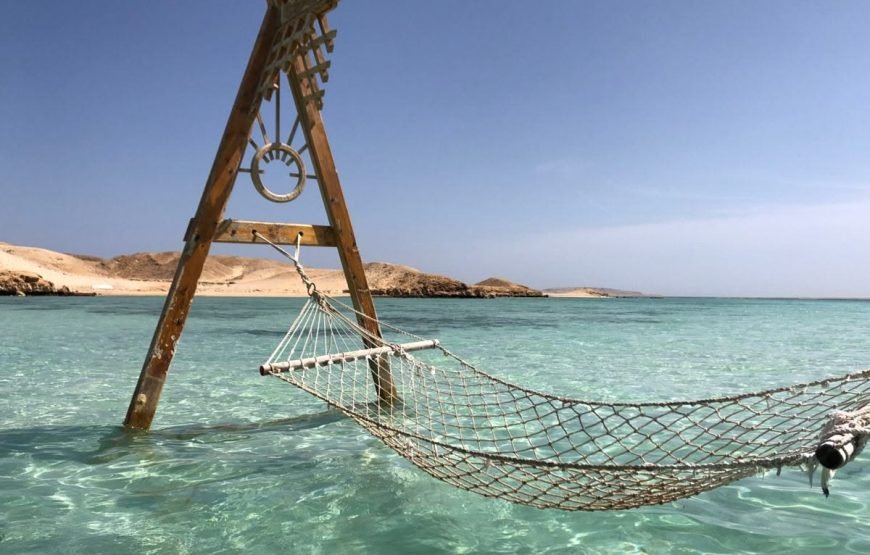 Paradise Island Snorkeling & Beach Day Trip from Hurghada