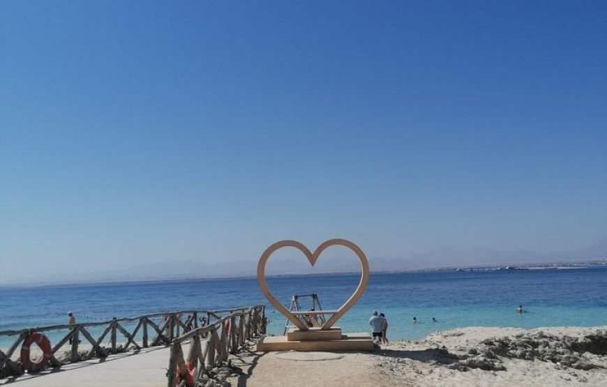 Magawish Island – Snorkeling & Beach Day from Hurghada